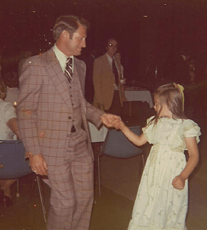 Fundraising auctioneer sherry truhlar 1975